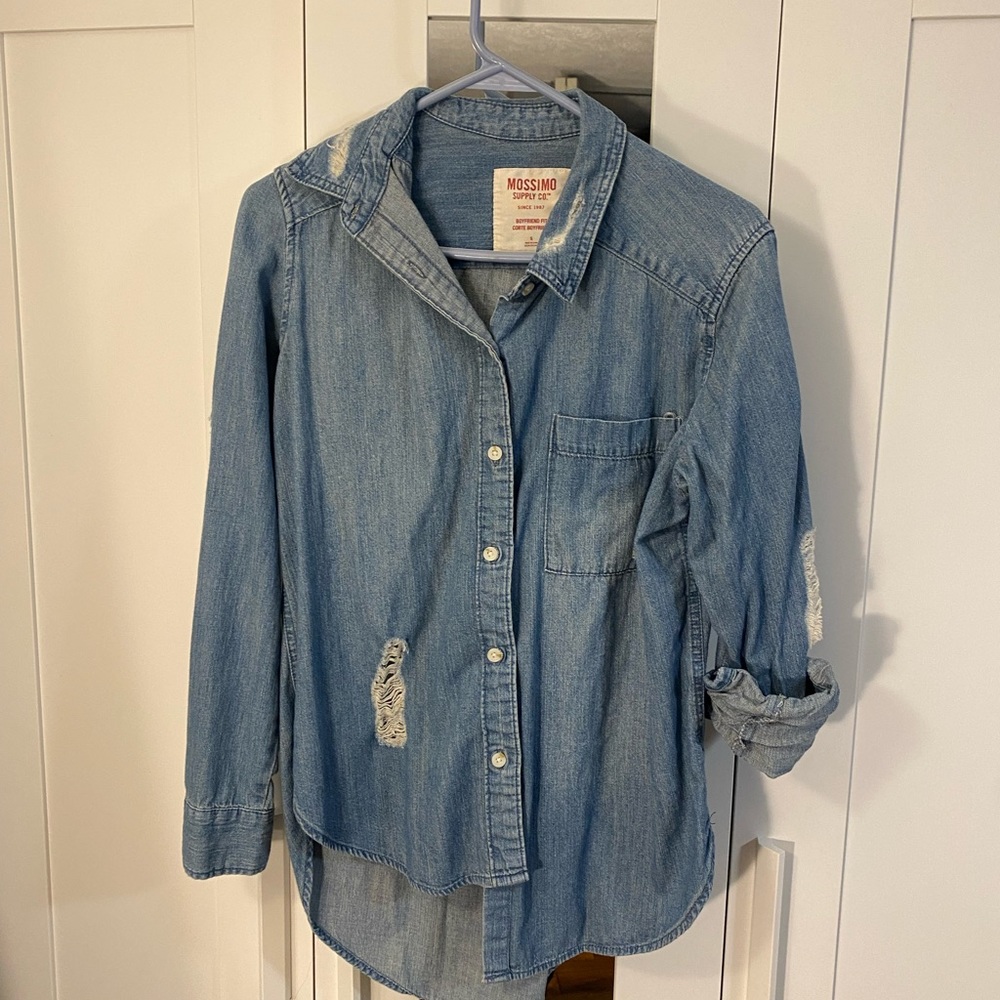 Small Mossimo button up denim shirt